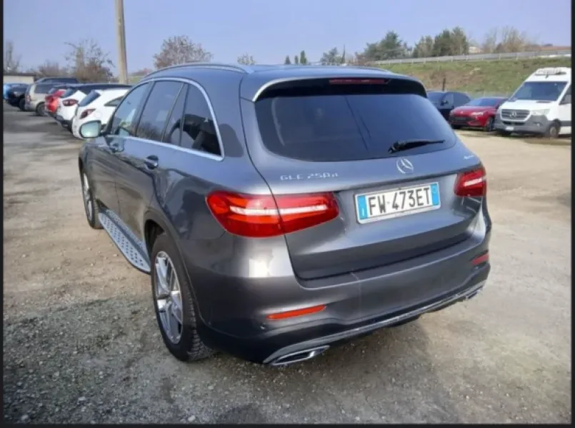 Mercedes GLC250 - Image 3