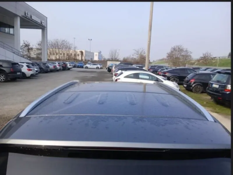 Mercedes GLC250 - Image 10