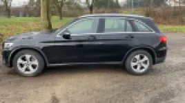 Mercedes GLC220 - Thumbnail 4
