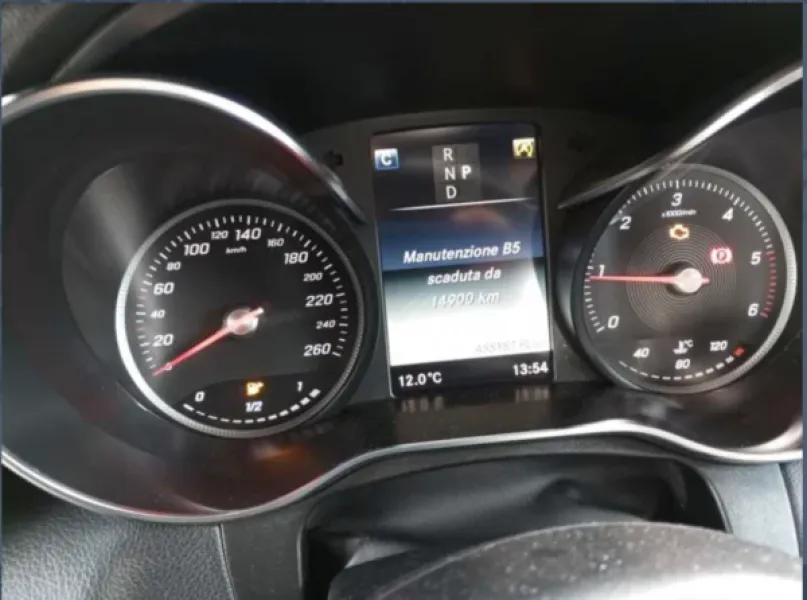 Mercedes GLC250 Coupe - Image 2