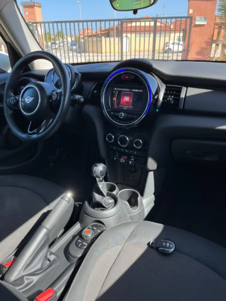 Mini Cooper  - Image 4