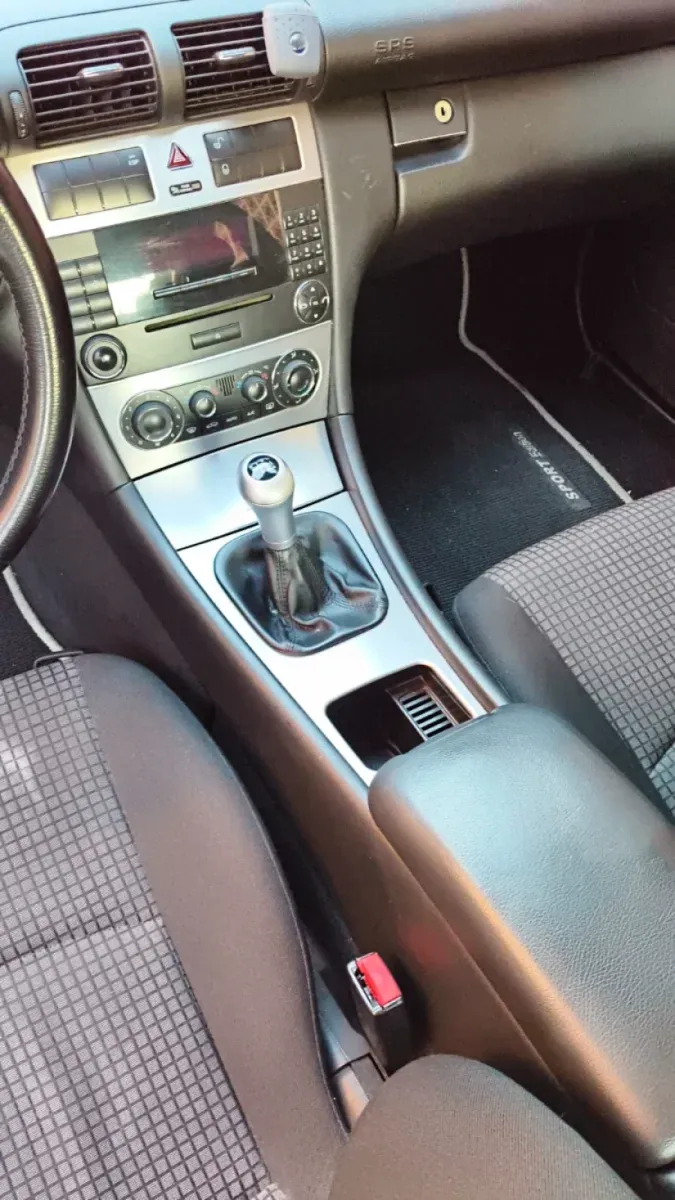 Vendo Mercedes Benz C 200 cdi - Image 5