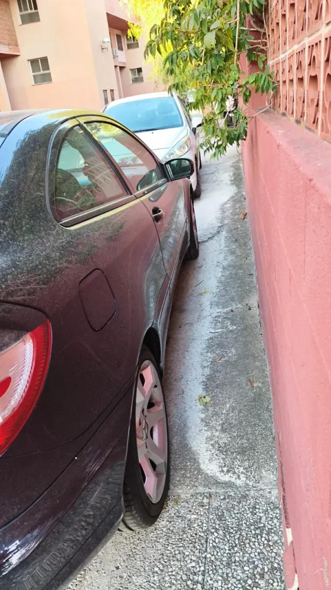 Vendo Mercedes Benz C 200 cdi - Image 7