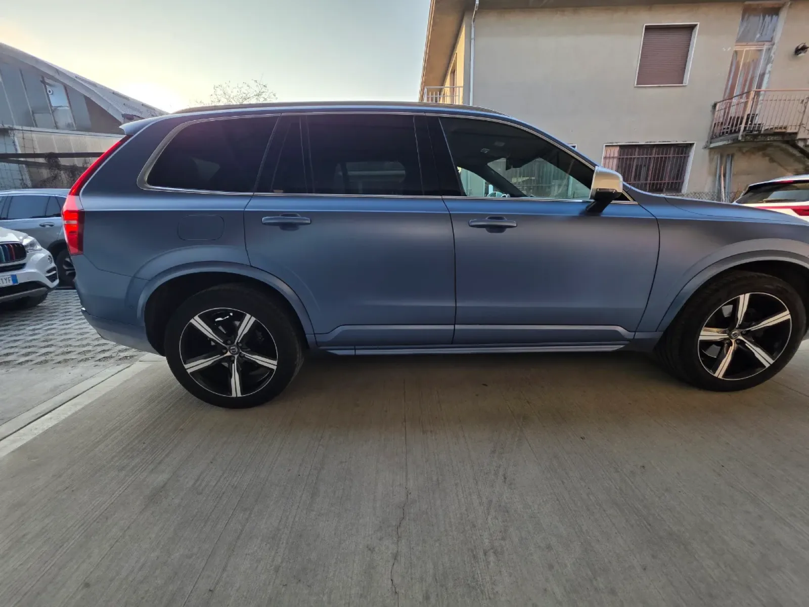 Volvo XC90 II R-Design 7 locuri 4x4 - Image 7